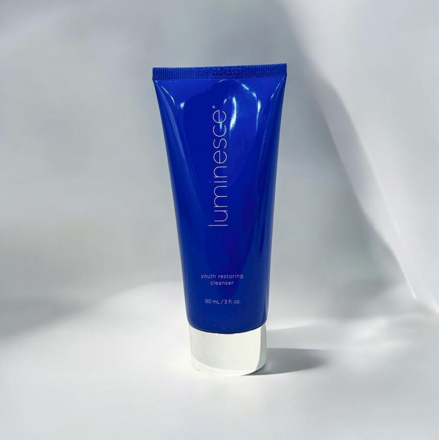 Luminesce youth restoring cleanser 90ml, 3 fl.oz
